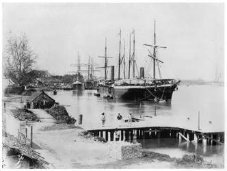 Linienschiffe der Messageries Maritimes in Saigon, ca. 1900